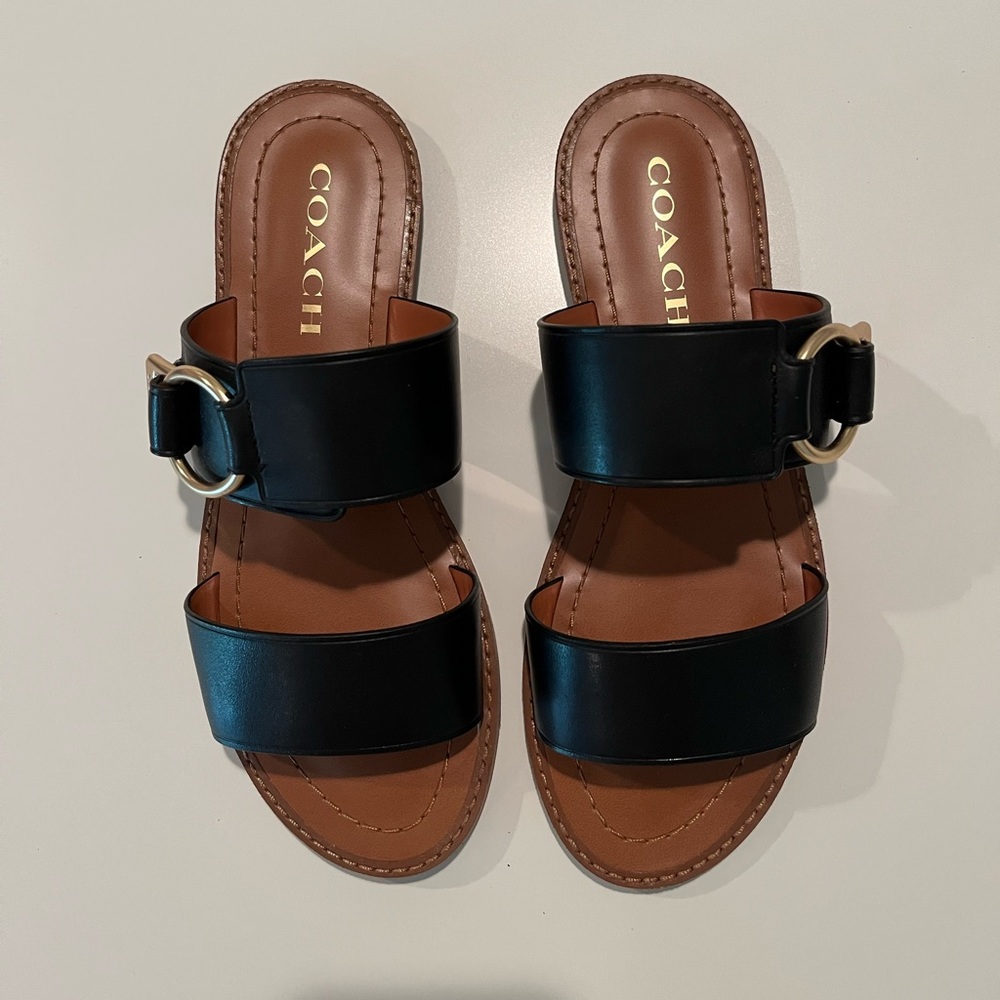 Coach Sandals size 6.5 Like New